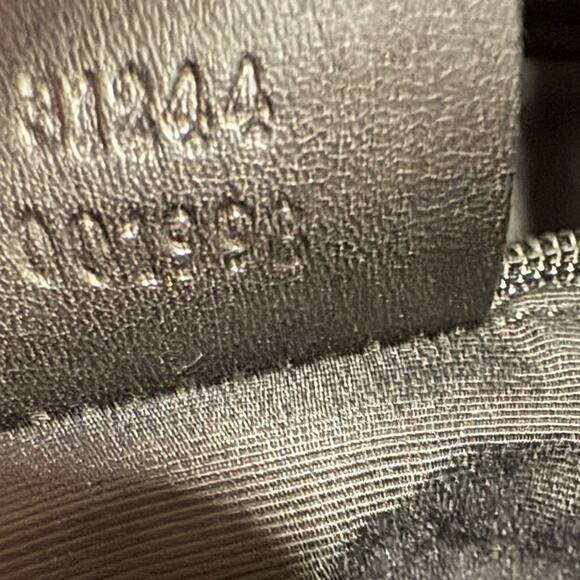 9/10 Gucci GG Denim Monogram Tote Bag FREE Denim Gucci Wallet - Picture 7 of 11